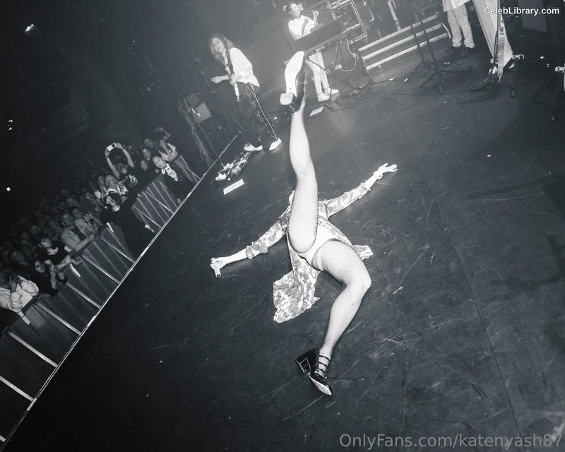 Kate Nash photo 12 of 654