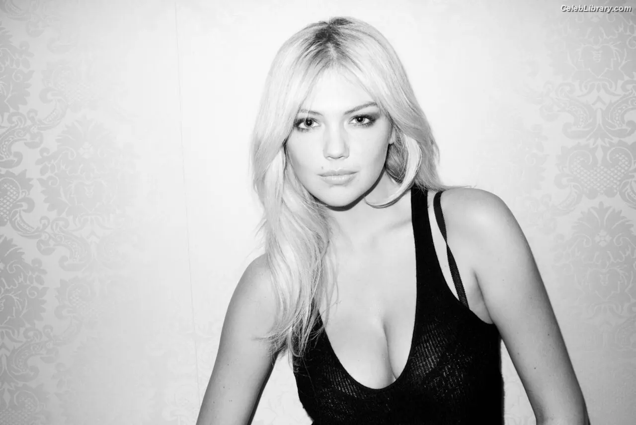 Kate Upton photo 18 of 664