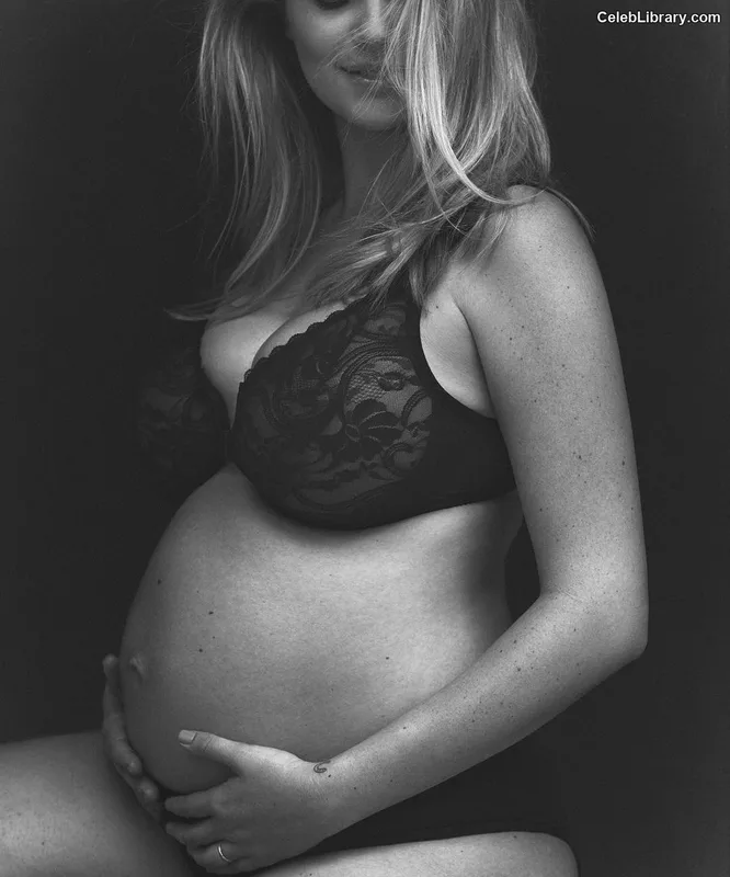 Kate Upton photo 21 of 633