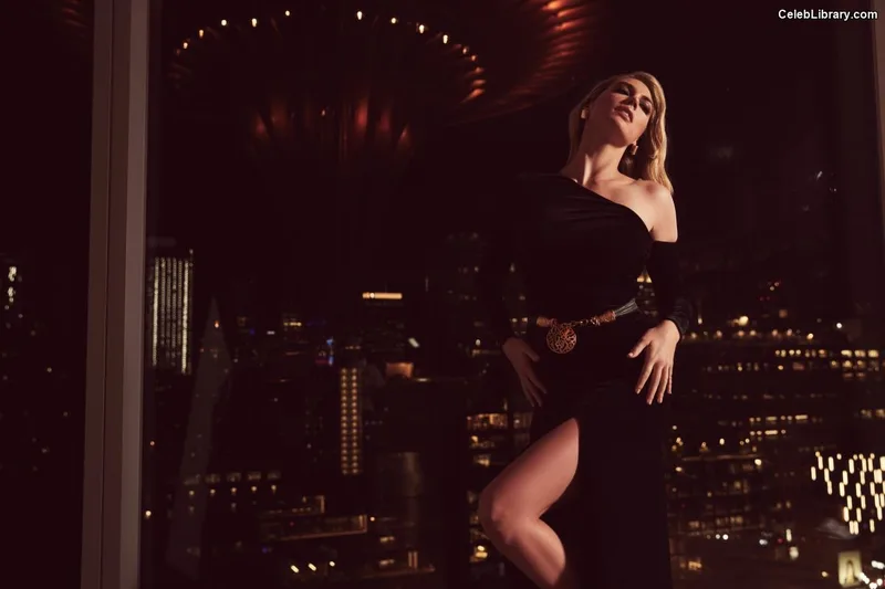 Kate Upton photo 4 of 633