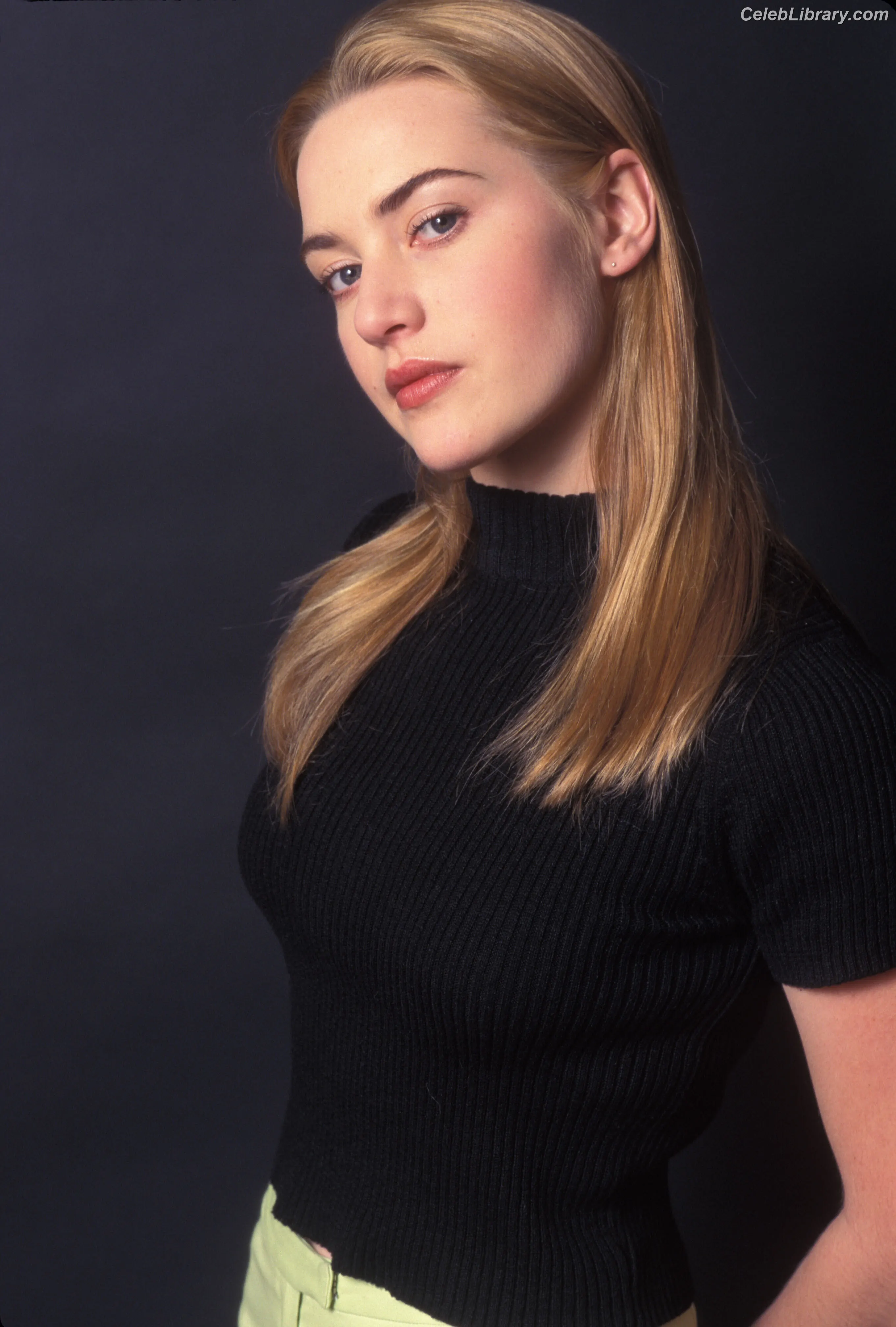 Kate Winslet photo 9 of 216