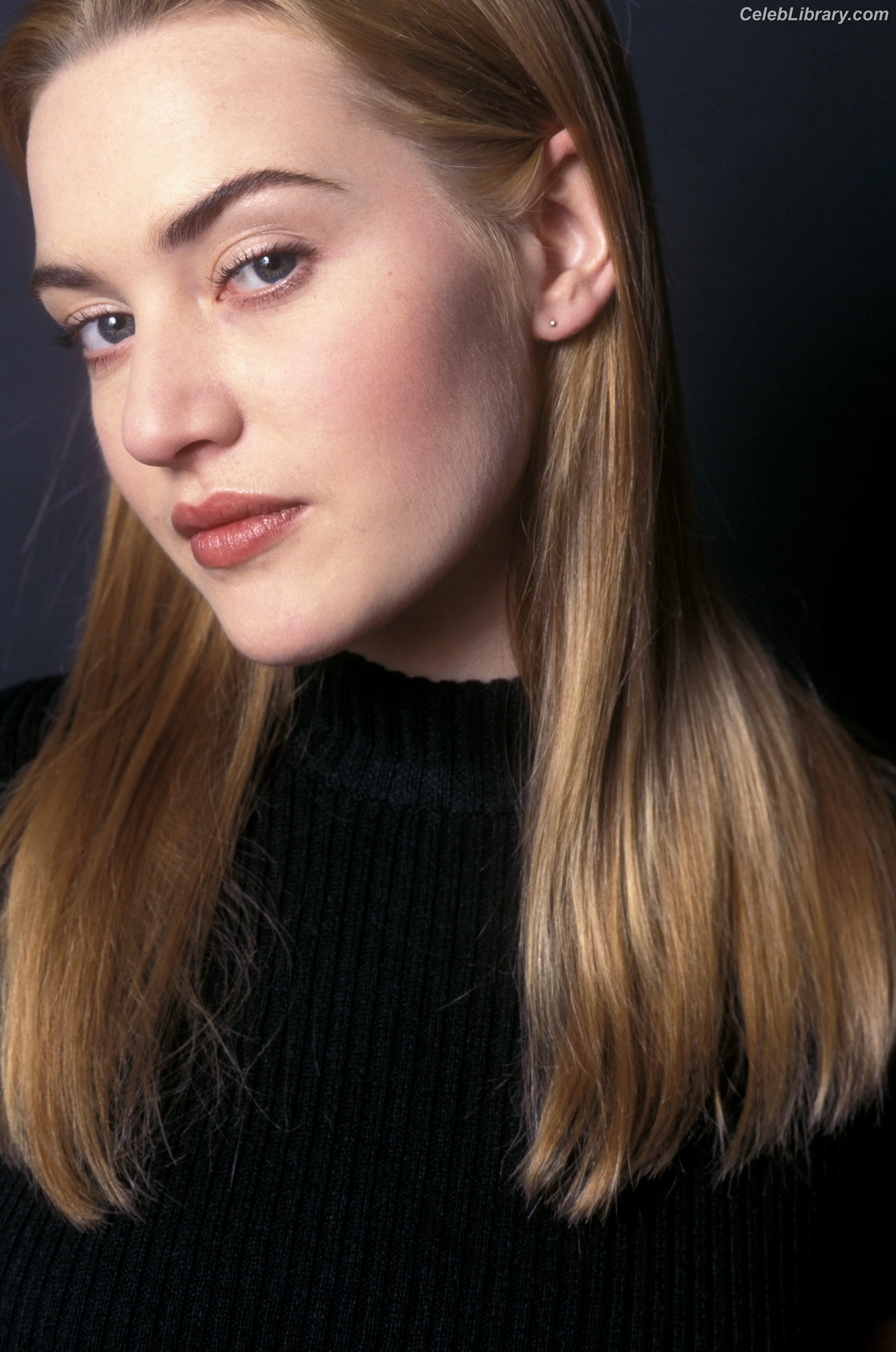Kate Winslet photo 21 of 216