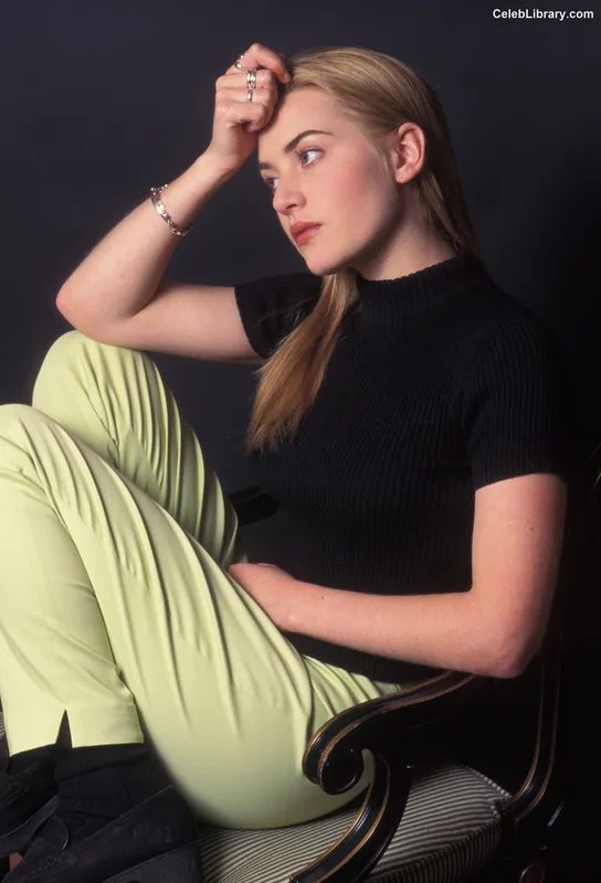 Kate Winslet photo 24 of 217