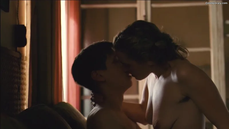 Kate Winslet photo 20 of 217