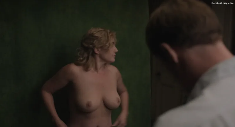 Kate Winslet photo 4 of 217