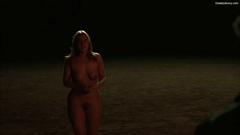 Kate Winslet photo 15 of 217