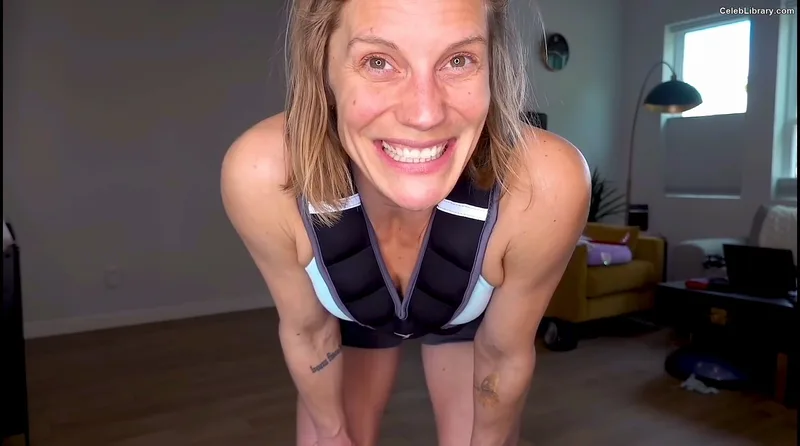 Katee Sackhoff photo 16 of 147
