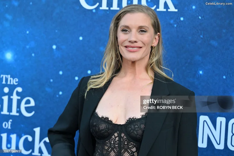 Katee Sackhoff photo 15 of 147
