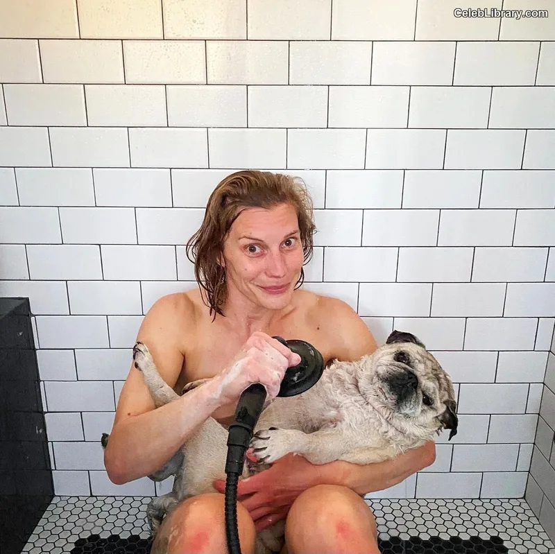 Katee Sackhoff photo 14 of 147