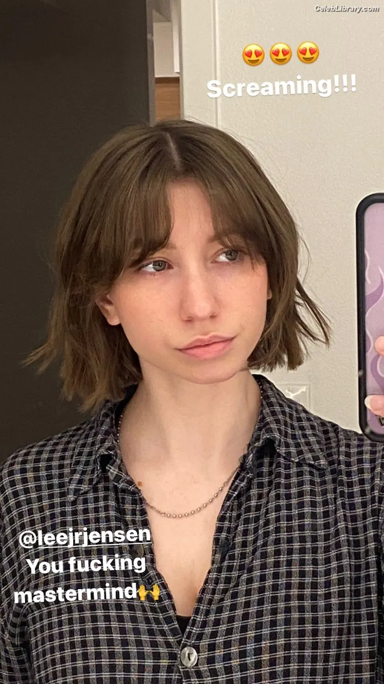 Katelyn Nacon photo 20 of 145