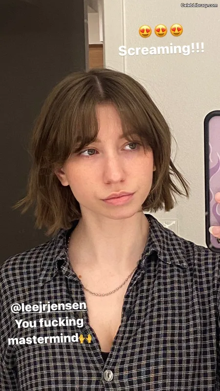 Katelyn Nacon photo 17 of 142