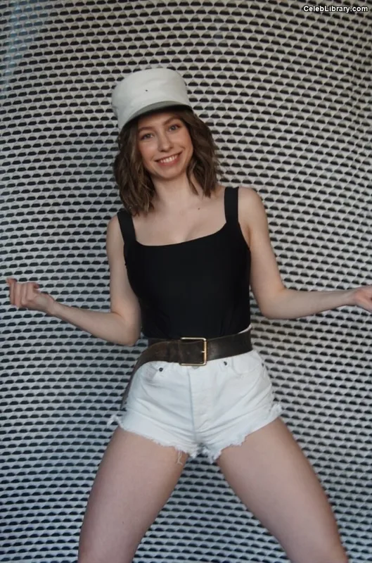 Katelyn Nacon photo 17 of 142