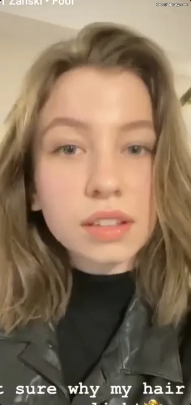 Katelyn Nacon photo 24 of 142