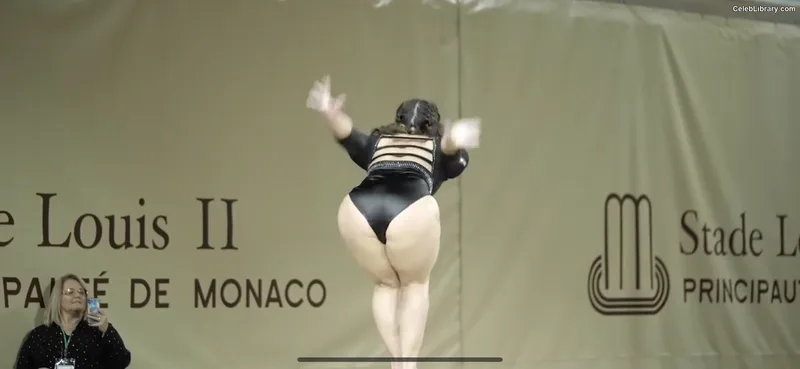 Katelyn Ohashi photo 23 of 151