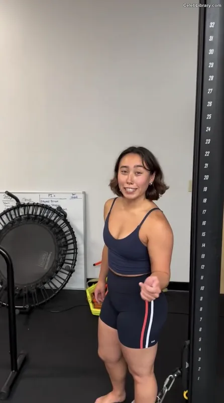 Katelyn Ohashi photo 13 of 151