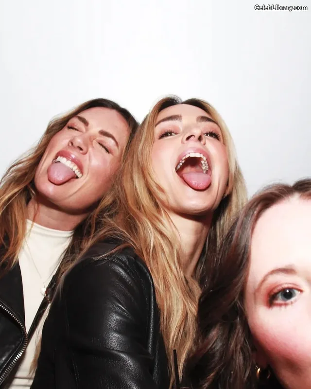 Katelyn Tarver photo 17 of 72