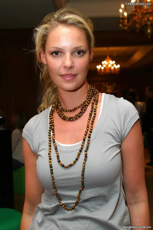 Katherine Heigl photo 20 of 102