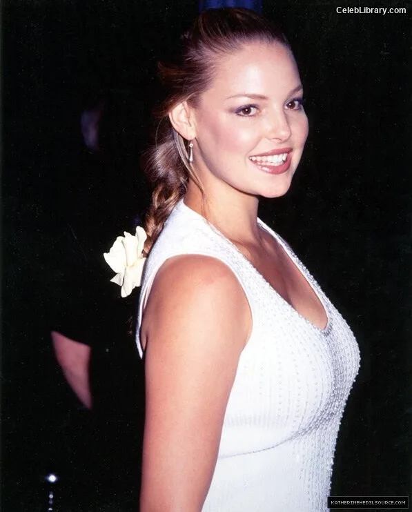 Katherine Heigl photo 2 of 102