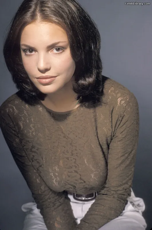 Katherine Heigl photo 12 of 102