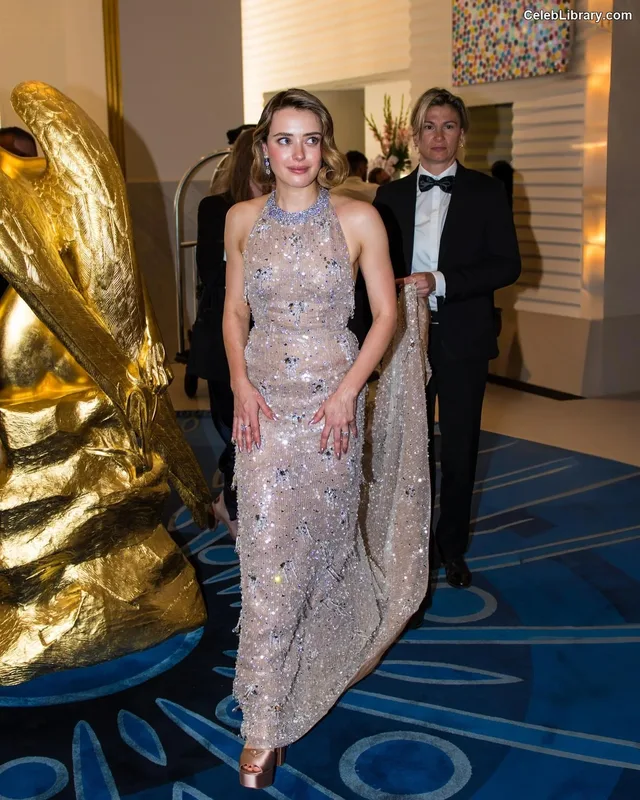 Katherine Langford photo 22 of 130