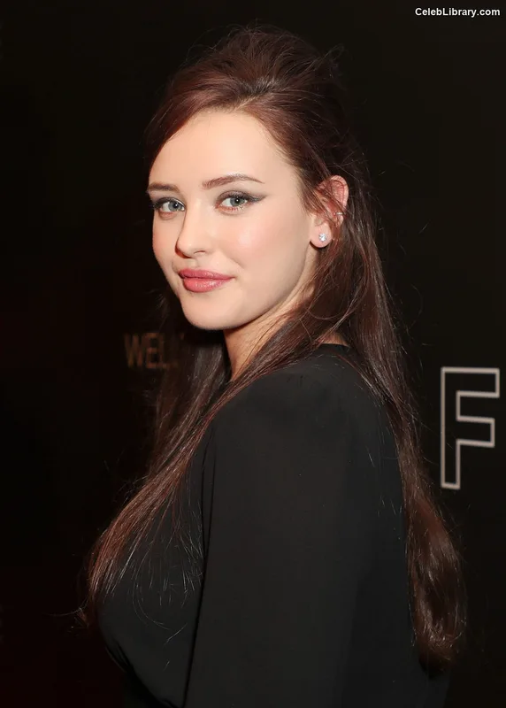 Katherine Langford photo 7 of 130
