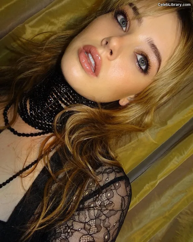 Katherine Langford photo 2 of 130
