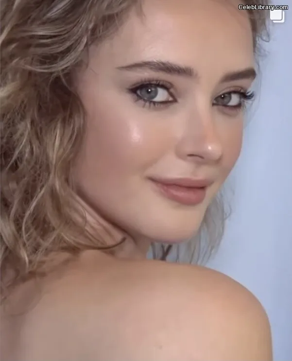 Katherine Langford photo 21 of 130