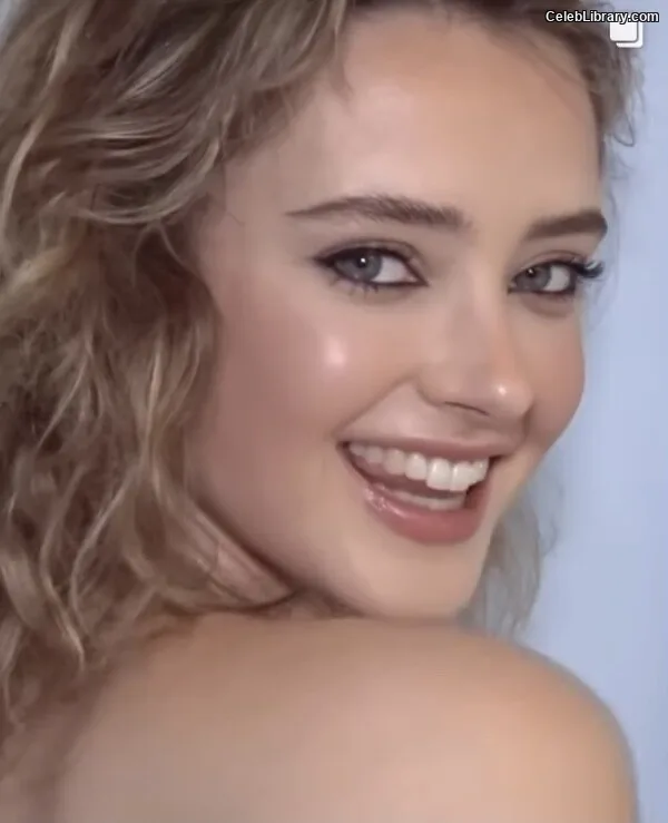 Katherine Langford photo 7 of 130