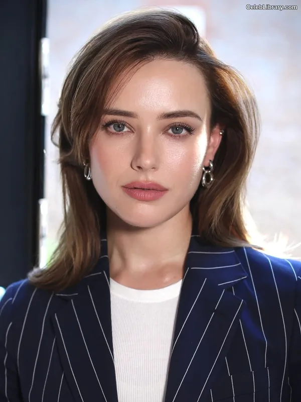 Katherine Langford photo 9 of 130