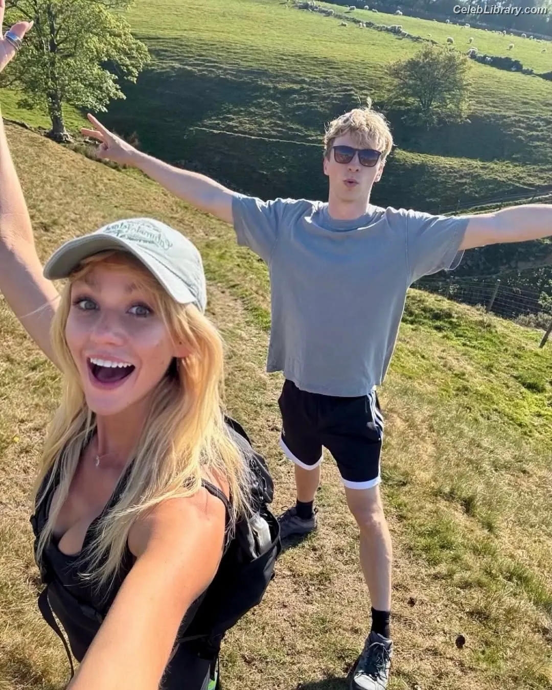 Katherine McNamara photo 2 of 762