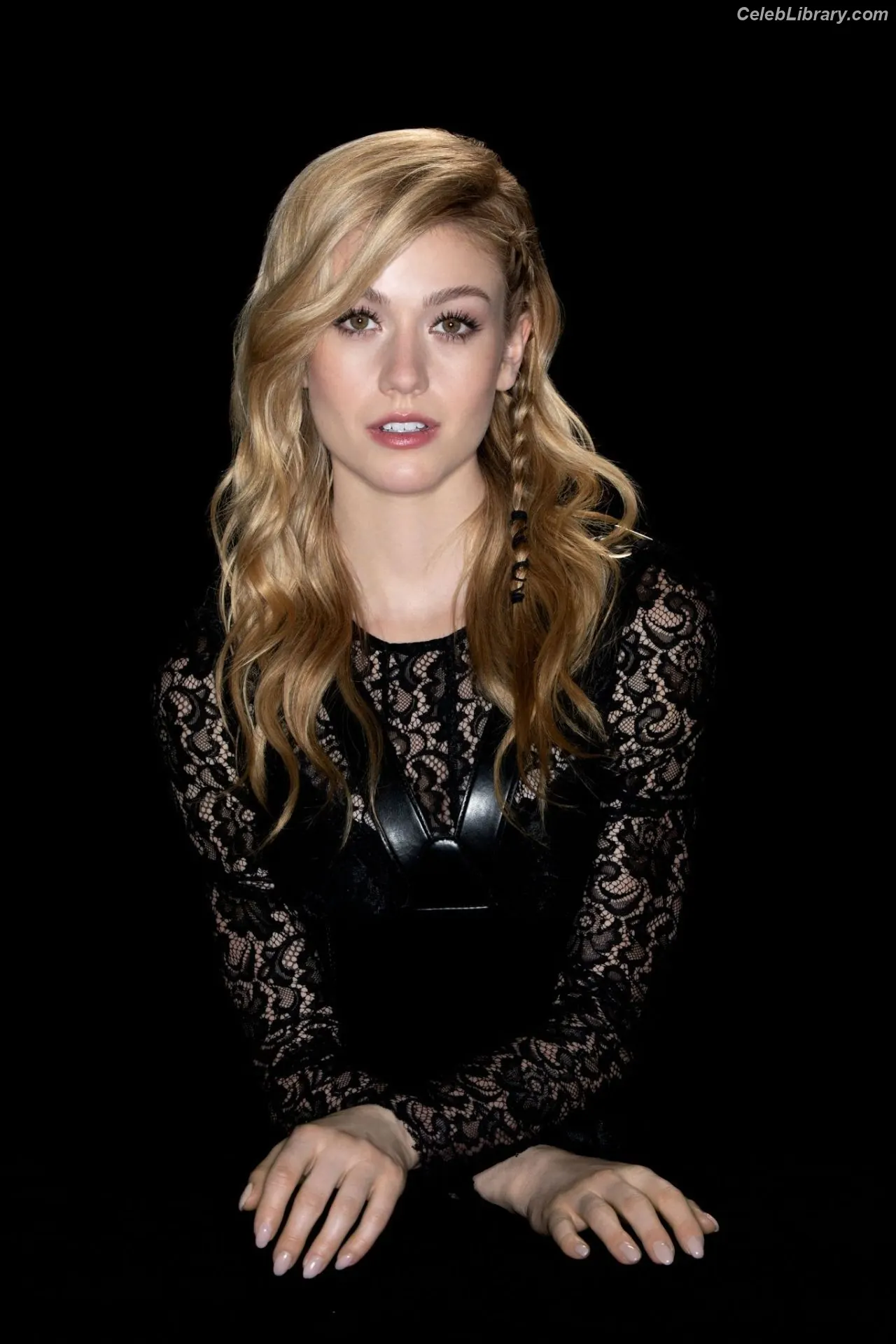 Katherine McNamara photo 18 of 762
