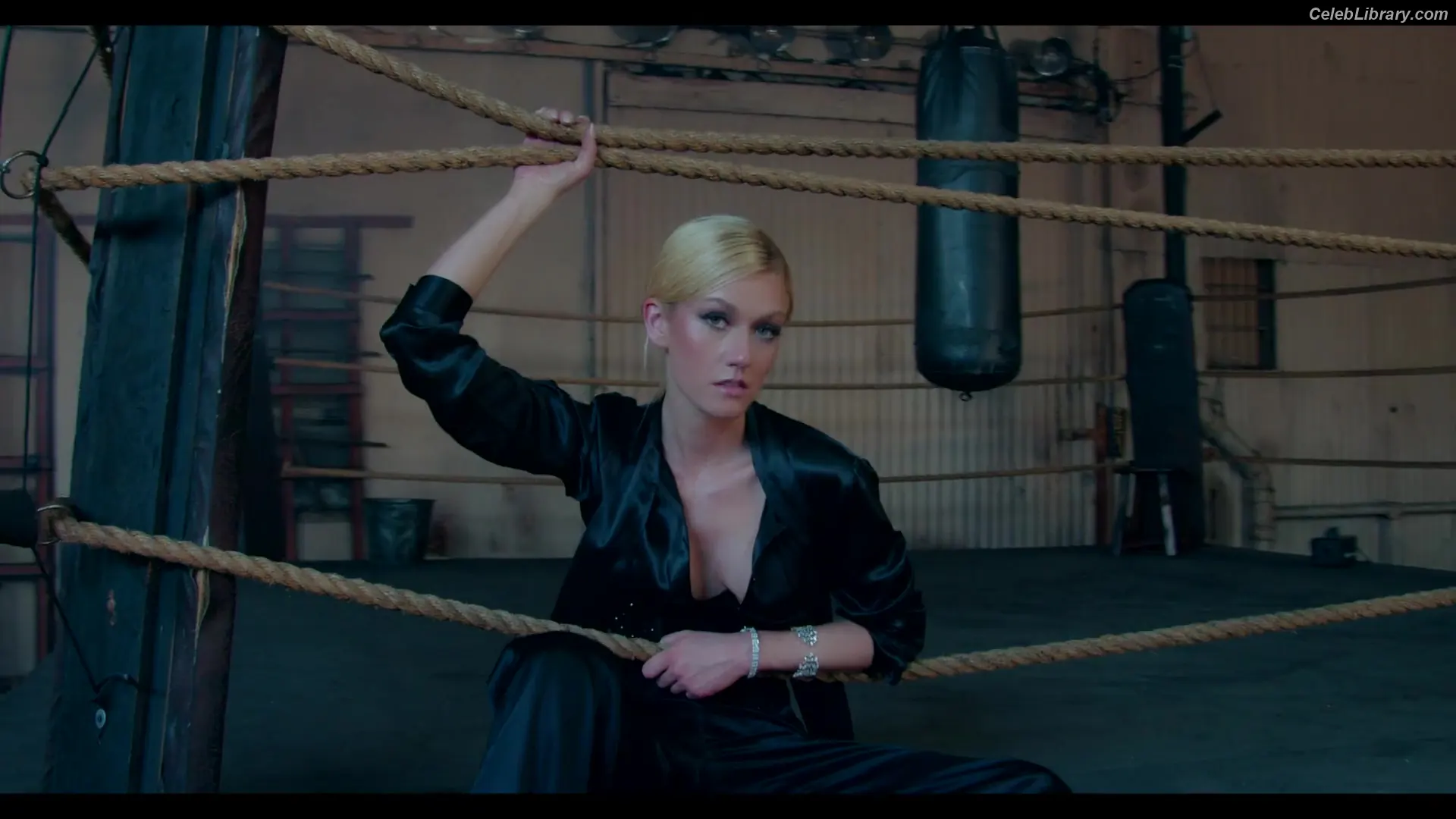 Katherine McNamara photo 10 of 762
