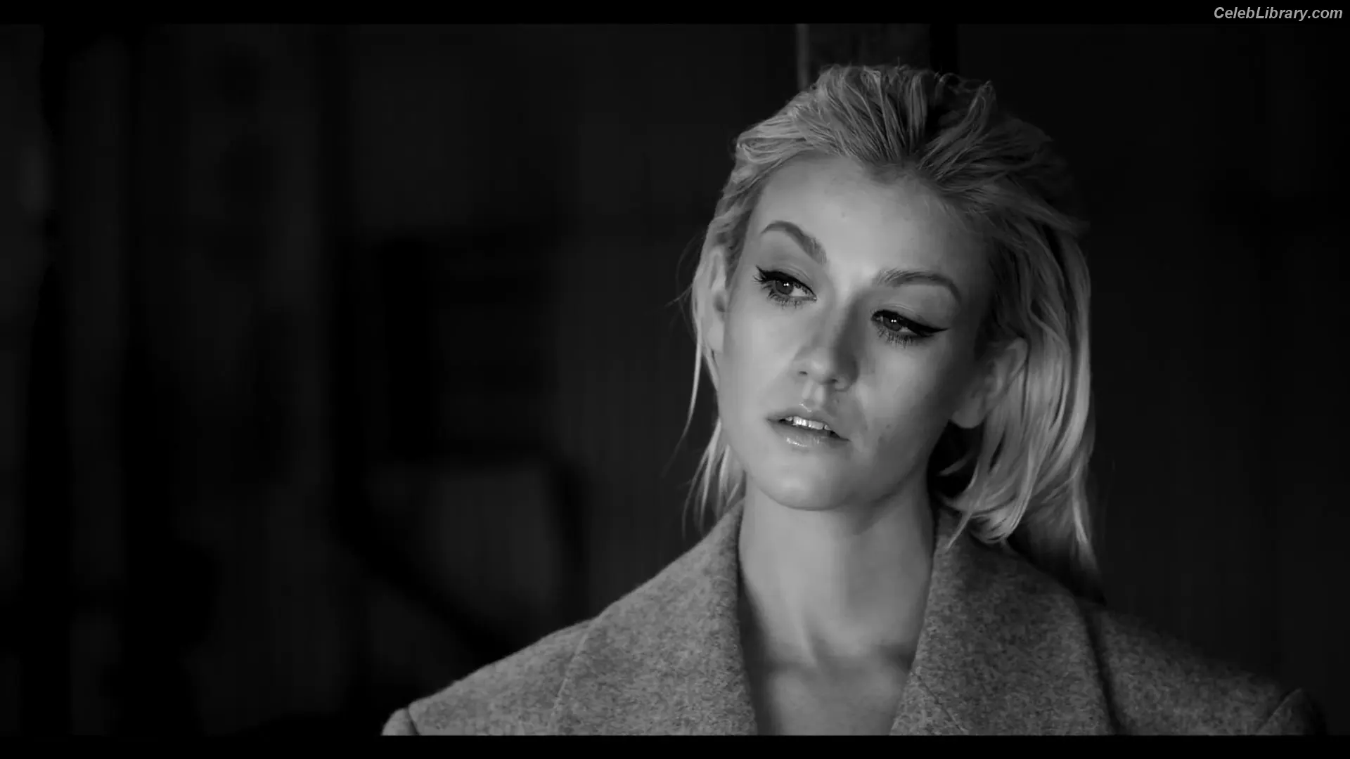 Katherine McNamara photo 23 of 762