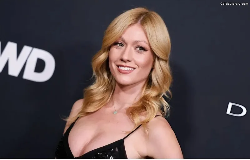 Katherine McNamara photo 7 of 758