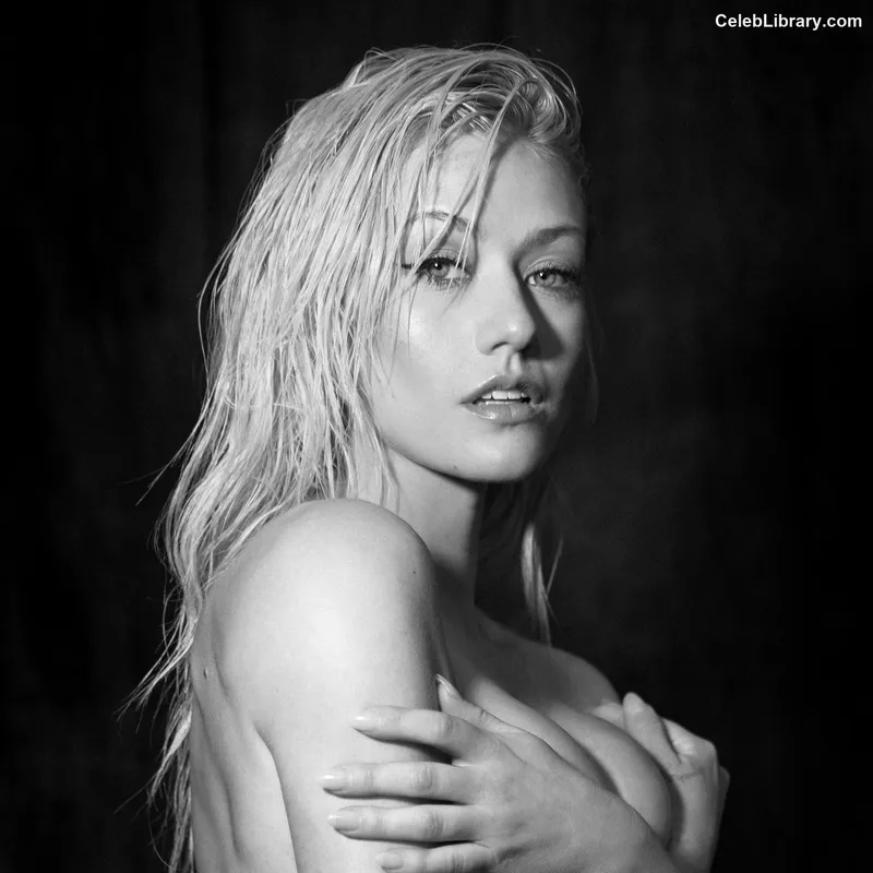Katherine McNamara photo 15 of 758