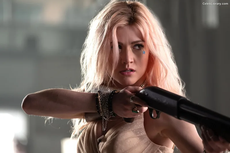 Katherine McNamara photo 21 of 758