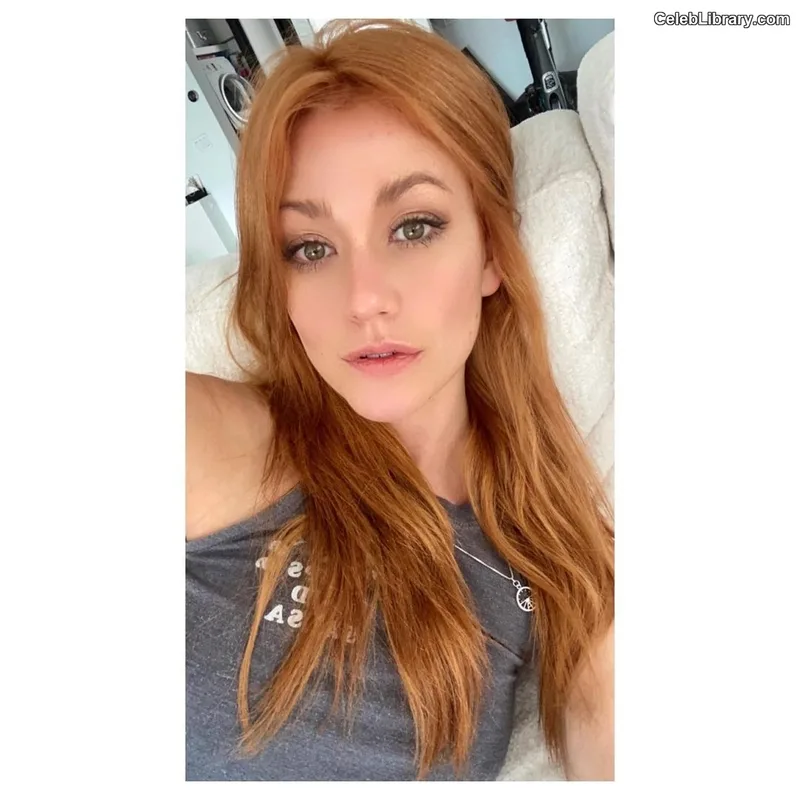 Katherine McNamara photo 22 of 758