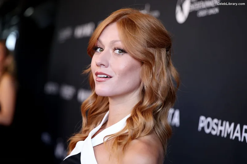Katherine McNamara photo 8 of 758