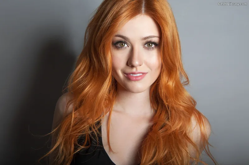 Katherine McNamara photo 10 of 758
