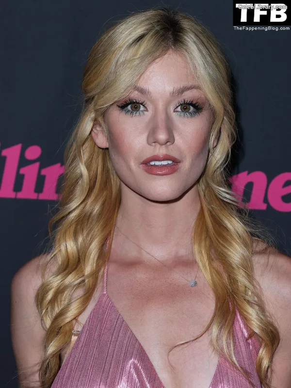 Katherine McNamara photo 24 of 758