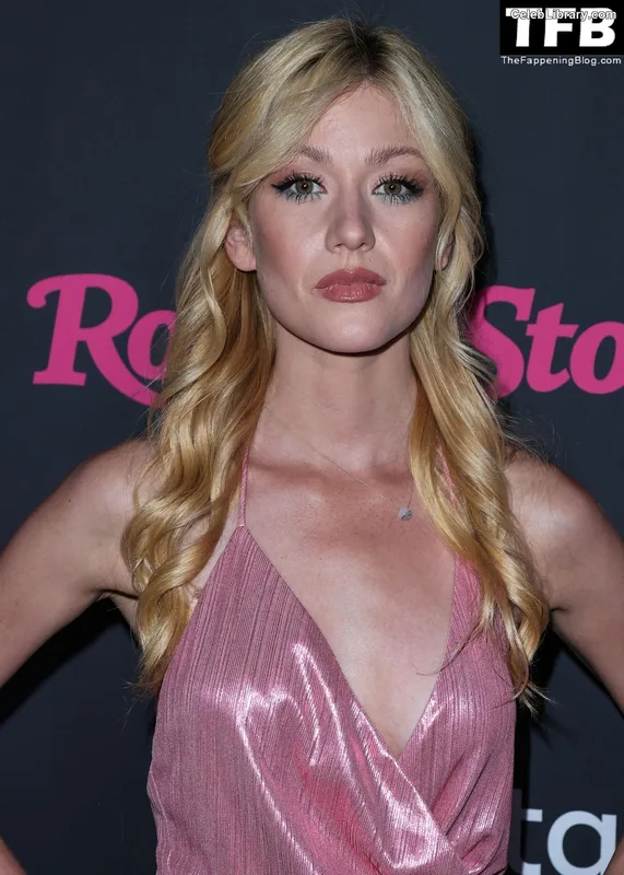 Katherine McNamara photo 7 of 758