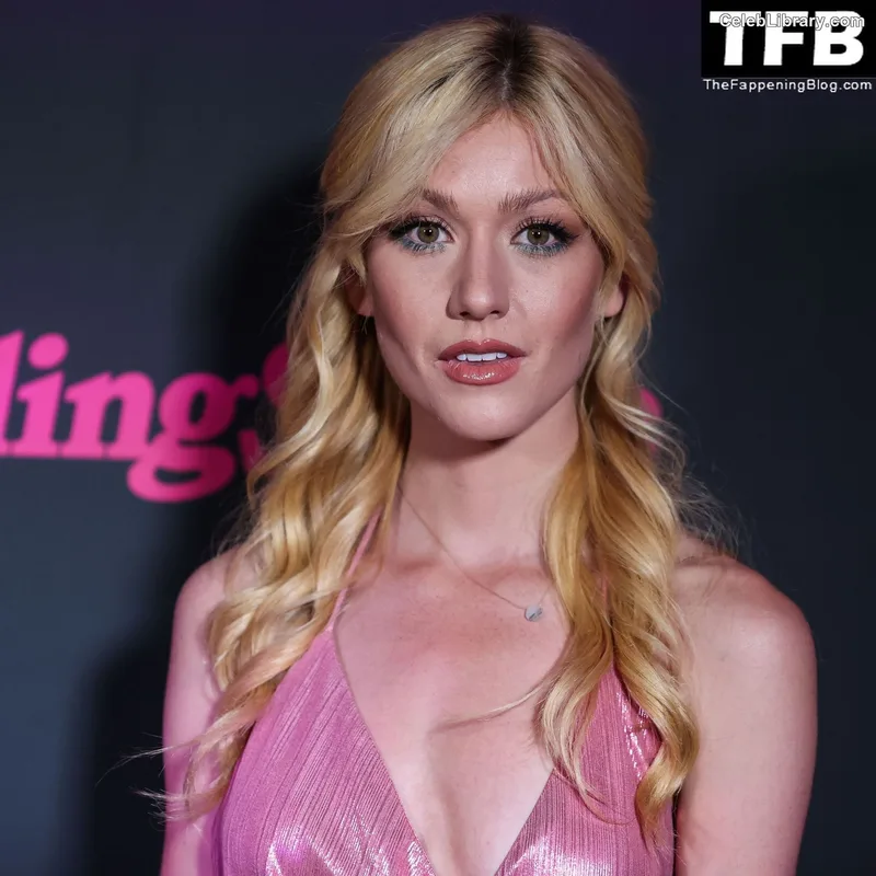 Katherine McNamara photo 18 of 758