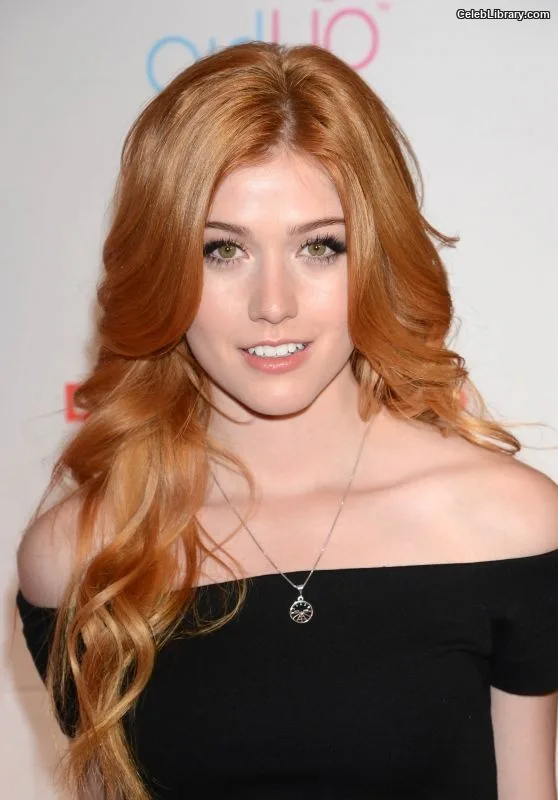 Katherine McNamara photo 4 of 758
