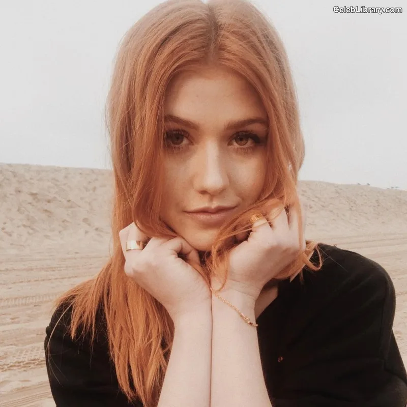 Katherine McNamara photo 5 of 758