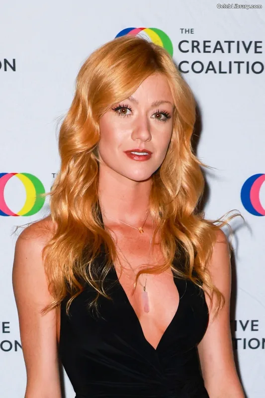Katherine McNamara photo 11 of 758