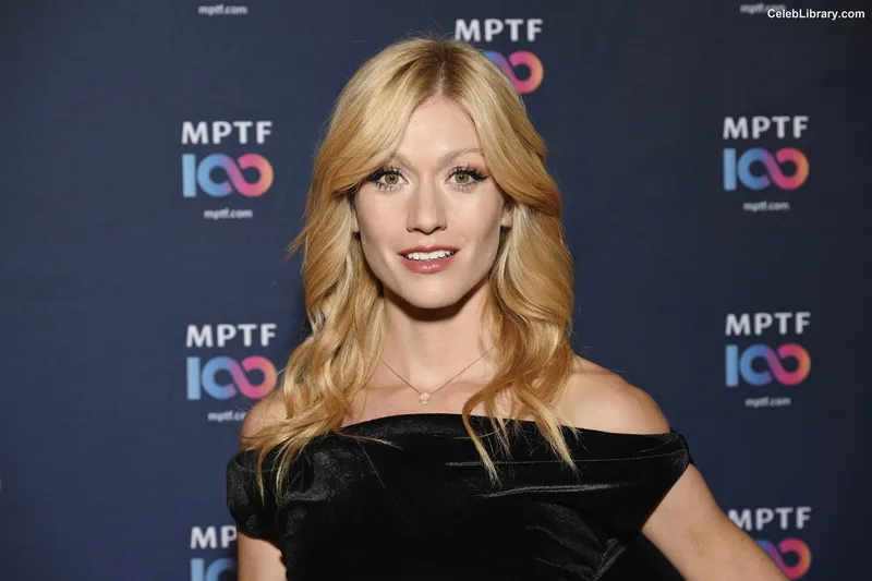 Katherine McNamara photo 8 of 758