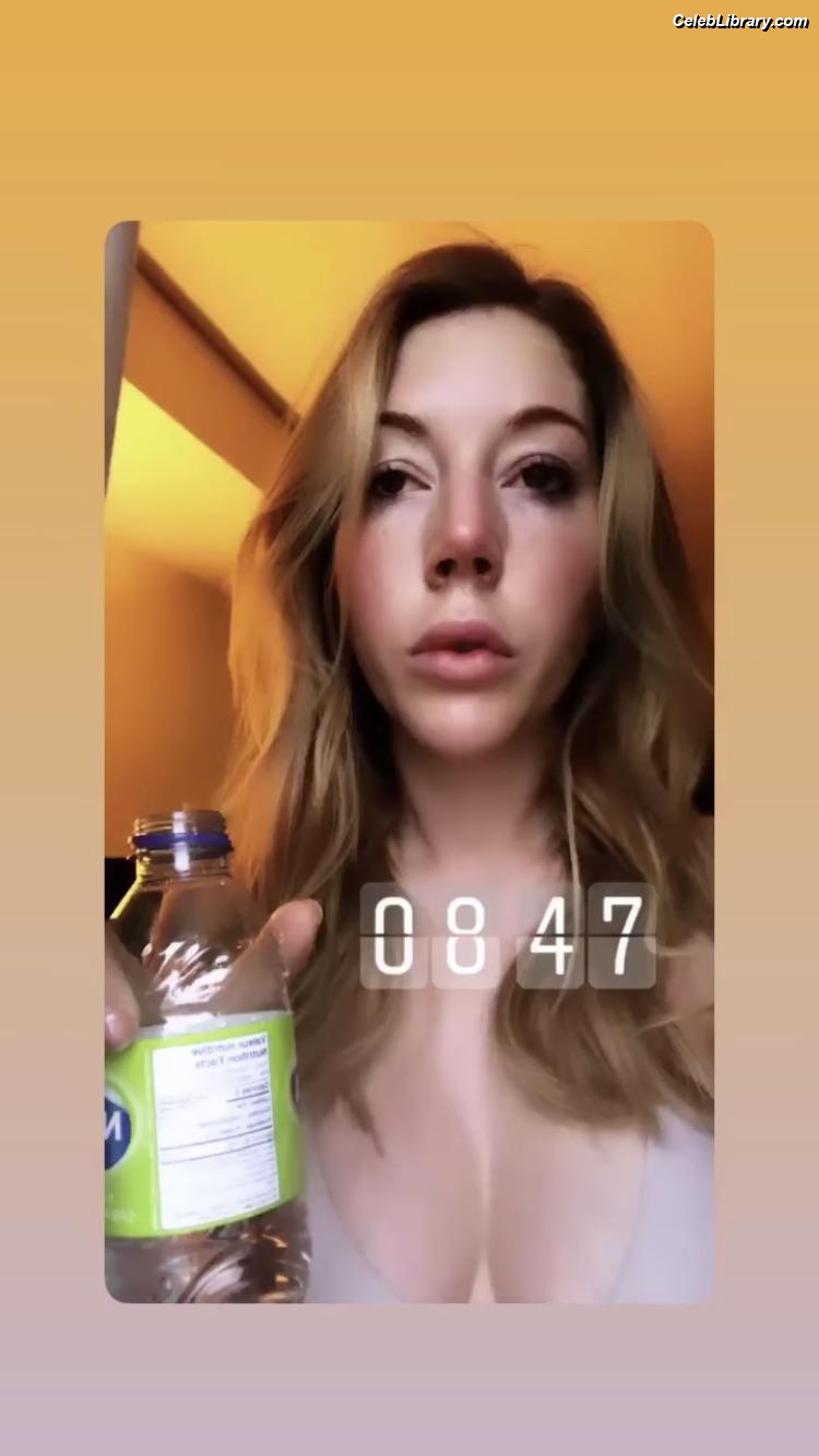 Katherine Ryan photo 6 of 681
