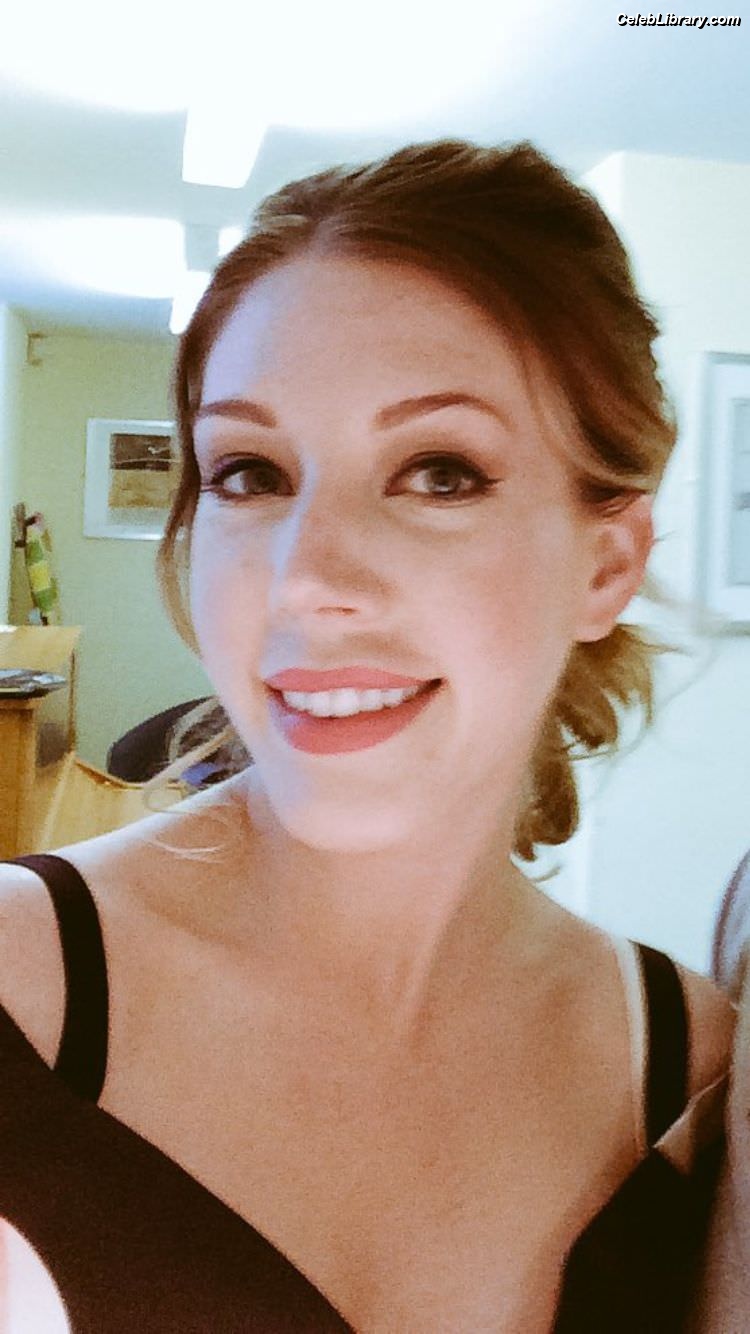 Katherine Ryan photo 12 of 681