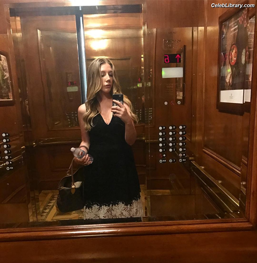Katherine Ryan photo 17 of 681