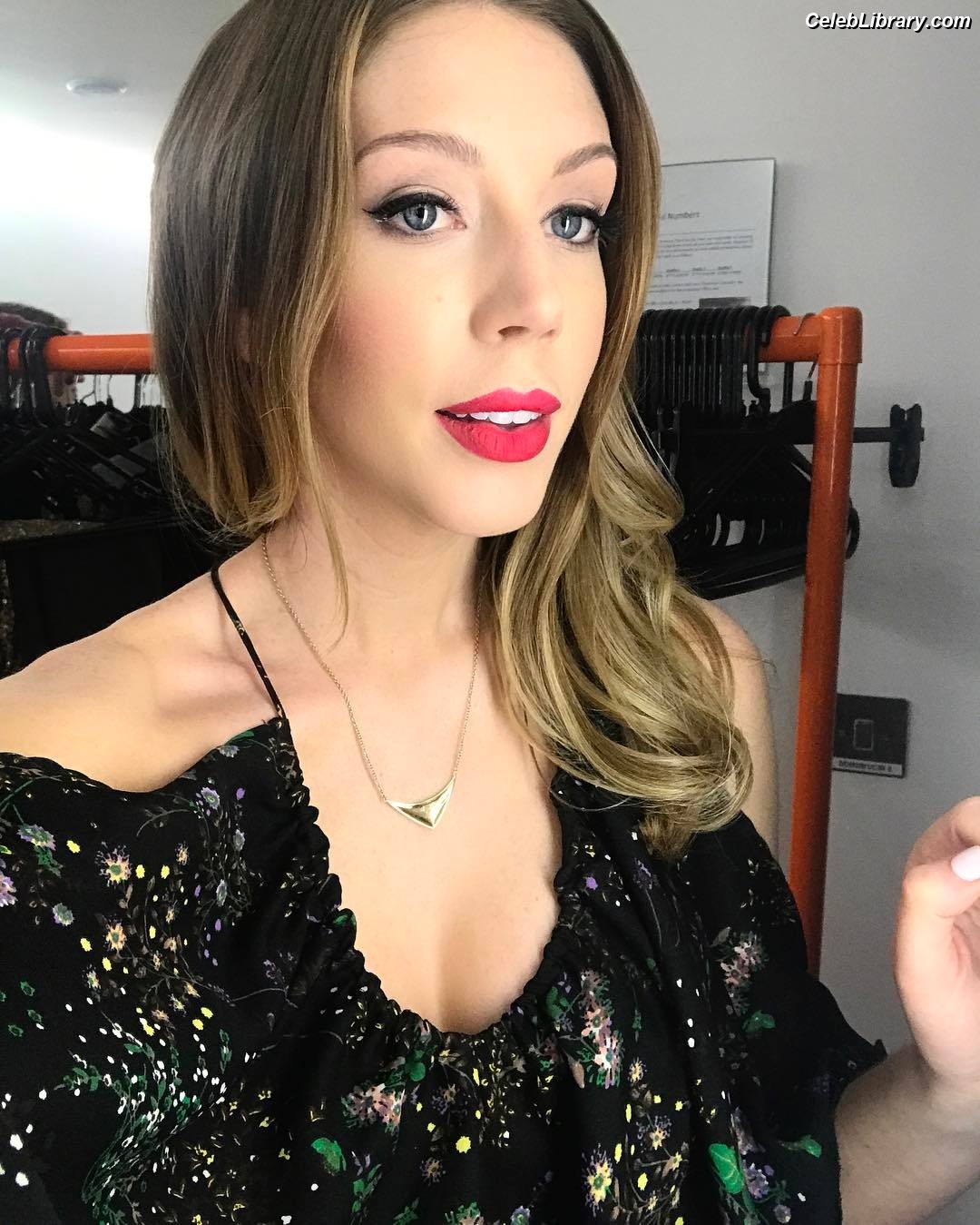 Katherine Ryan photo 11 of 681